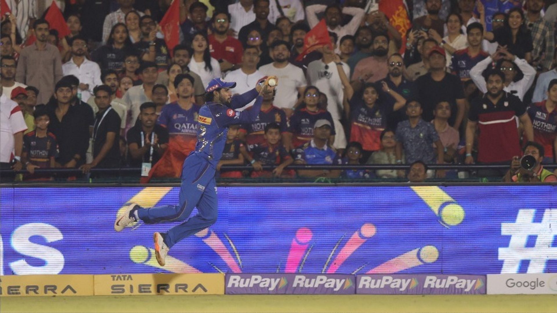 RCBvMI: मुंबई इंडियंस को रॉयल चैलेंजर्स बेंगलुरु से मिली हार