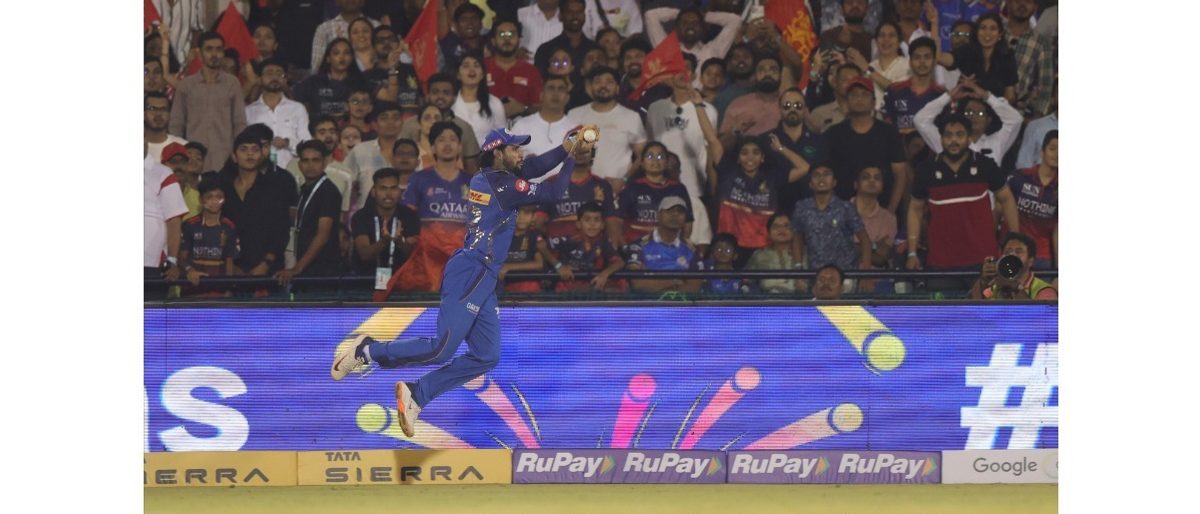 RCBvMI: मुंबई इंडियंस को रॉयल चैलेंजर्स बेंगलुरु से मिली हार