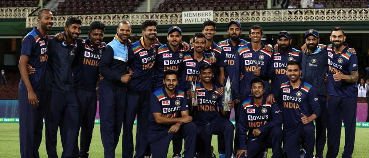 India lose third T20I at SCG, win series 2-1