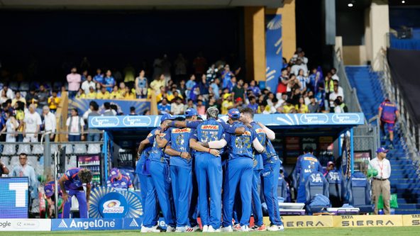 MIvCSK: Hearts, broken :( Tough evening at the Wankhede - As it happened 