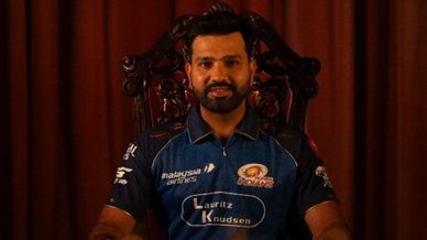 आला रे आला, मुंबई का किंग रोहित शर्मा आला!!