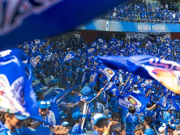 ipl crowd cheering night match india