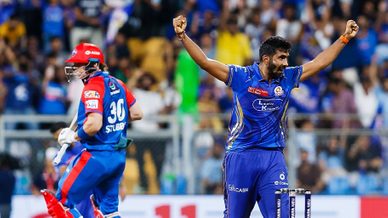 MI vs DC: मुंबई इंडियंस ने डीसी को हराकर हासिल किया प्लेऑफ का टिकट