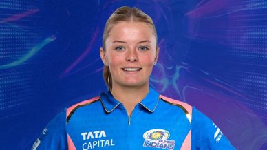 "Waking up a Mumbai Indians player was very, very cool": Milly Illingworth