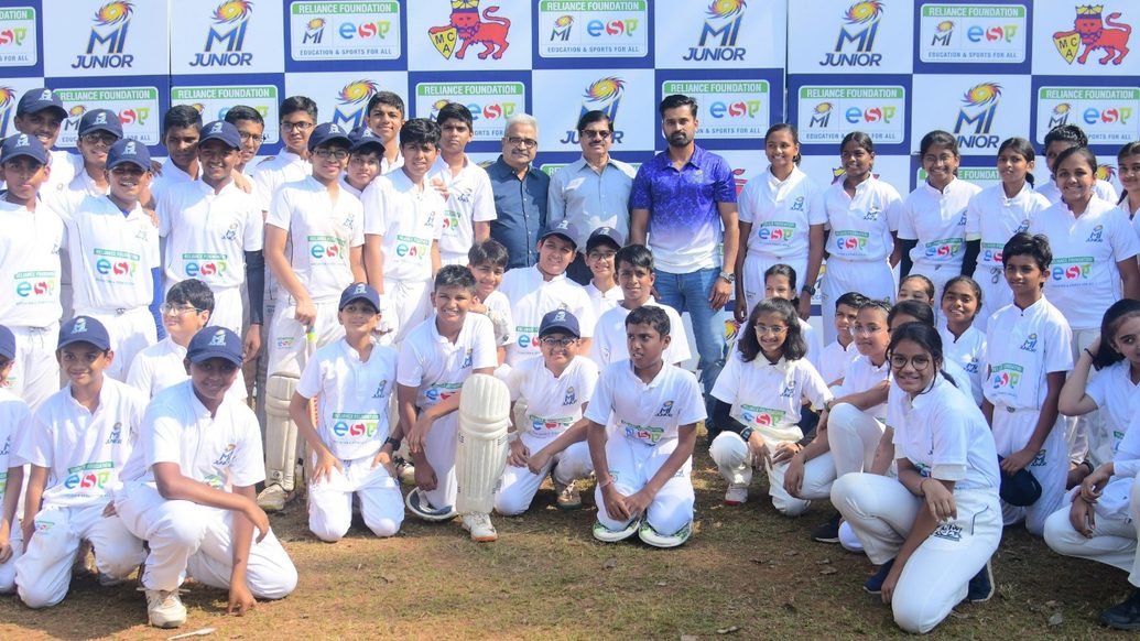 MI Junior returns: Over 200 schools from around Maharashtra participate