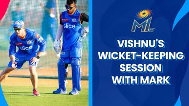 Vishnu's wicket-keeping drills with Head Coach Mark Boucher | Mumbai Indians