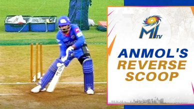 Anmolpreet Singh's reverse scoop | Mumbai Indians