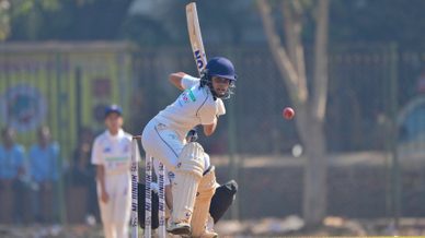 MI Junior 2026: Skipper Swaraa Jadhav Propels Modern English School into Grand Finale