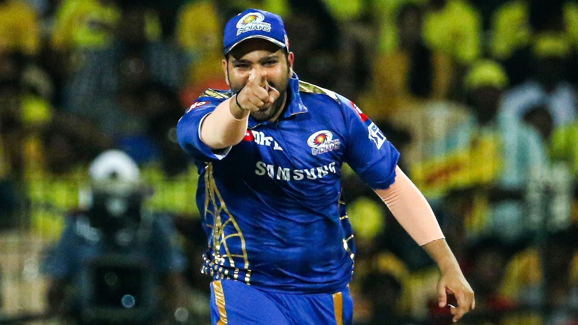 rohit sharma in mumbai jersey