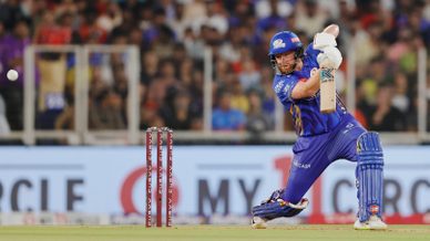 #PBKSvMI | BairSHOW-Tilak go BANG BANG – LIVE BLOG