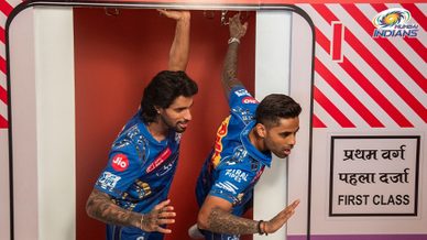 Friendship Day in Blue and Gold = 𝘼𝙥𝙣𝙞 𝙩𝙤𝙝 𝙮𝙖𝙖𝙧𝙞 𝙖𝙩𝙧𝙖𝙣𝙜𝙞 𝙝𝙖𝙞 𝙧𝙚!