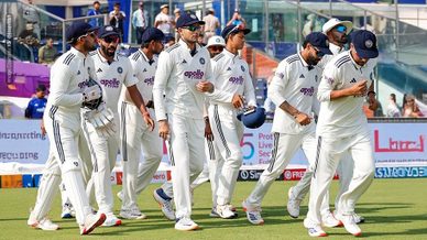 INDvSA, पहिला कसोटी सामना: कमी धावांच्या रोमांचक सामन्यात पराभवाचा धक्का:(