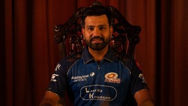 आला रे आला, Mumbai cha Raja आला!!